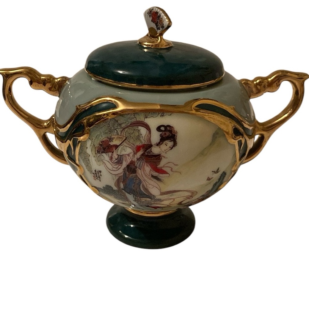 ARDLEIGH ELLIOTT "Beauties of the Red Mansion" Pao Chai & Ying TEA CUP MUSIC BOX
